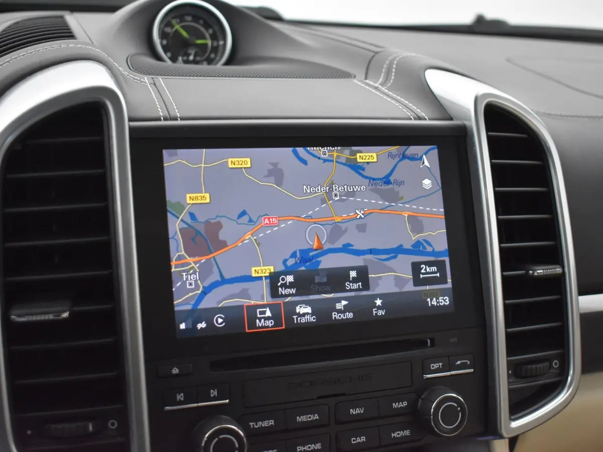3.0 S E-HYBRID 416 PK + ADAPTIVE CRUISE | PANORAMA | 360 CAMERA | LUCHTVERING | APPLE CARPLAY | BOSE