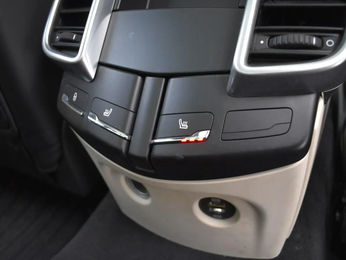 3.0 S E-HYBRID 416 PK + ADAPTIVE CRUISE | PANORAMA | 360 CAMERA | LUCHTVERING | APPLE CARPLAY | BOSE