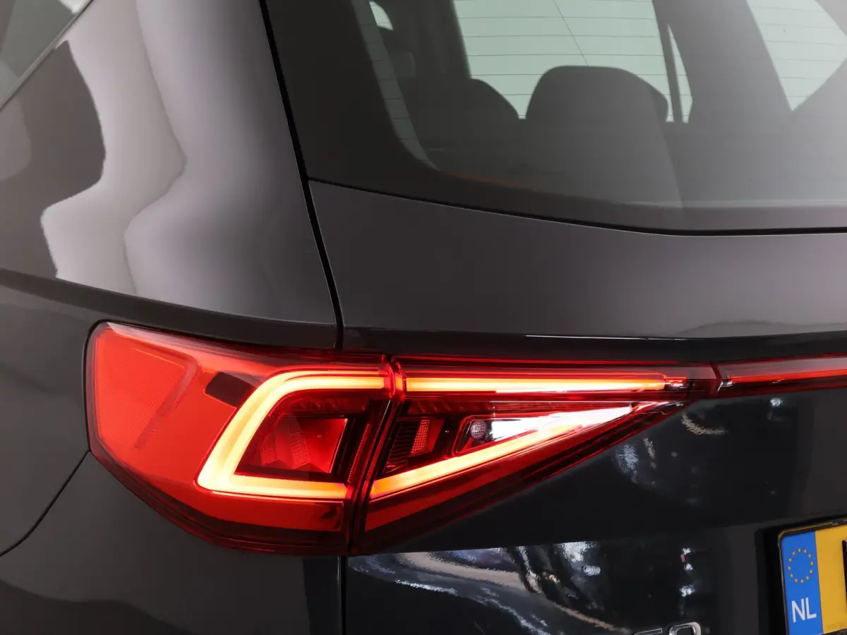 1.5 TSI 150 PK STYLE LIMITED + TREKHAAK | ALL SEASON BANDEN | LED | CAMERA