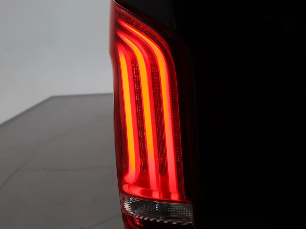 119 CDI 190 PK AUT7 EURO 6 + LEDER | STOELVERW. | LED | CAMERA | NAVIGATIE | AFN. TREKH. | LMV