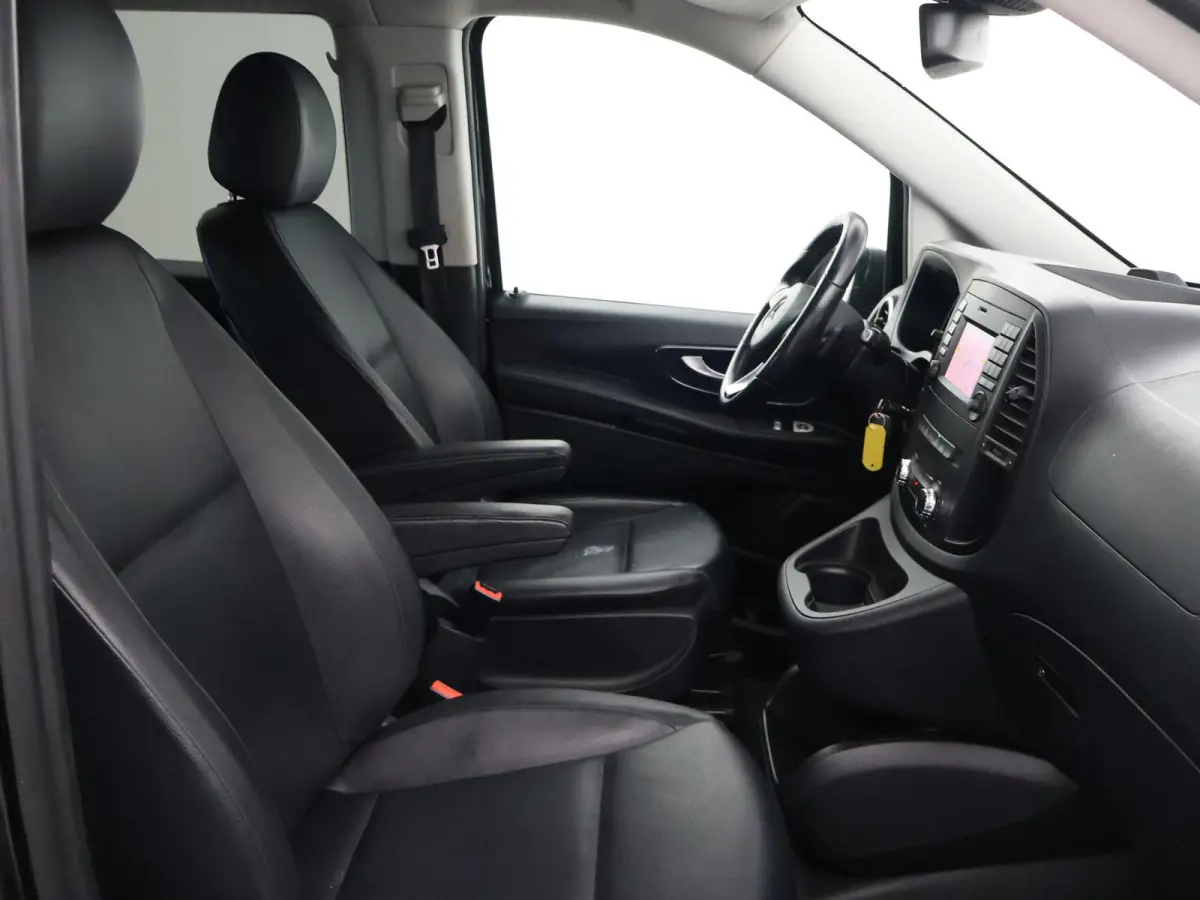 119 CDI 190 PK AUT7 EURO 6 + LEDER | STOELVERW. | LED | CAMERA | NAVIGATIE | AFN. TREKH. | LMV