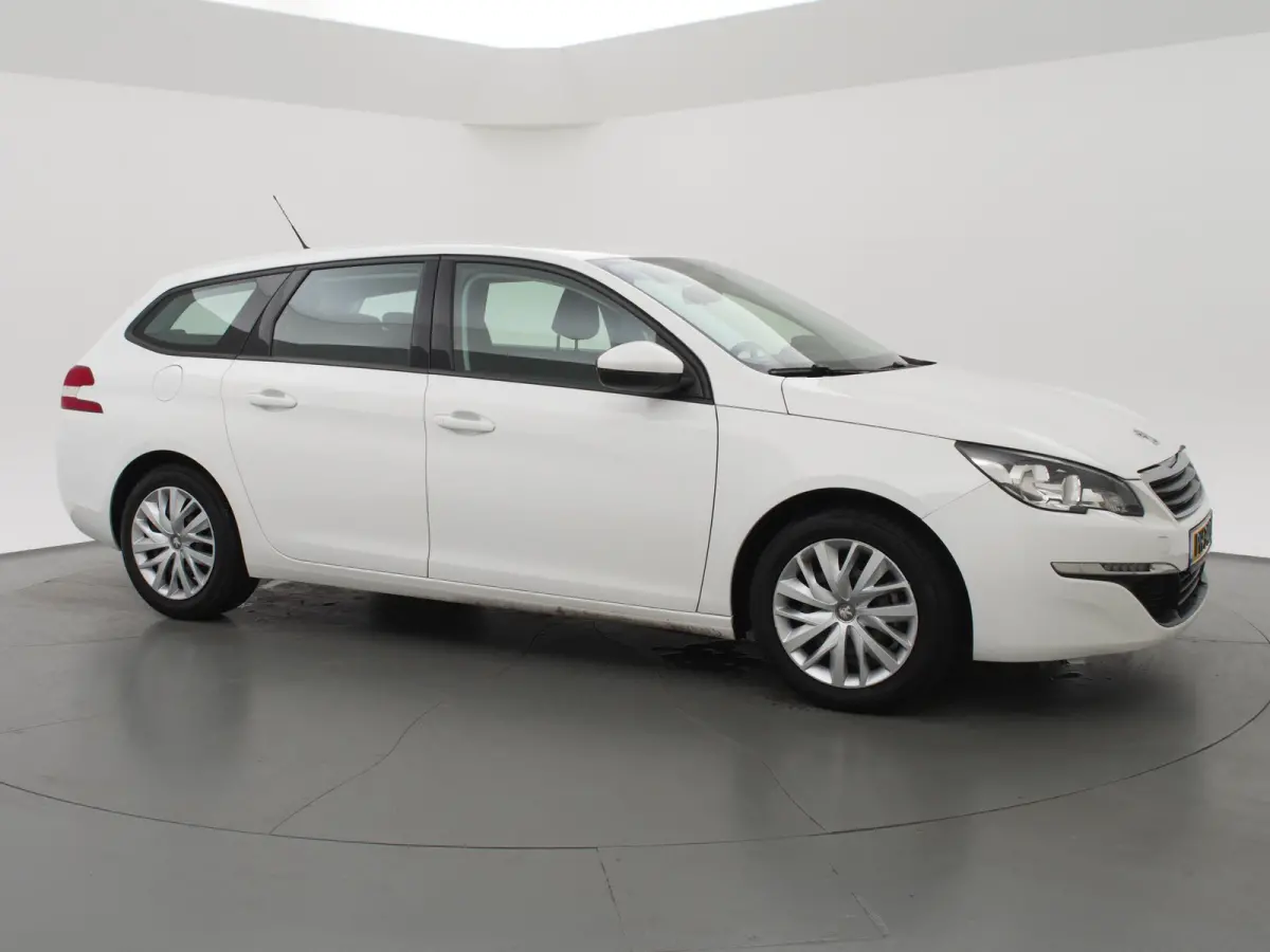1.2 PureTech Blue Lease + Trekhaak
