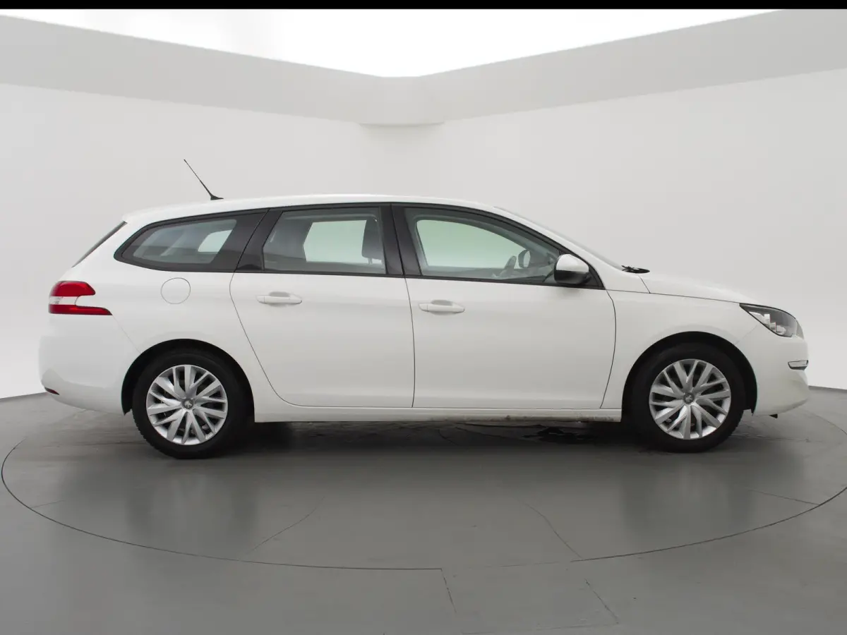 1.2 PureTech Blue Lease + Trekhaak