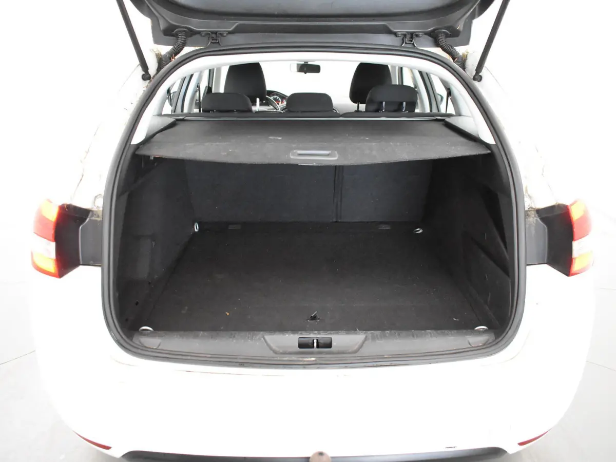 1.2 PureTech Blue Lease + Trekhaak