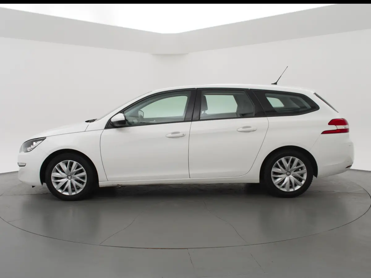 1.2 PureTech Blue Lease + Trekhaak
