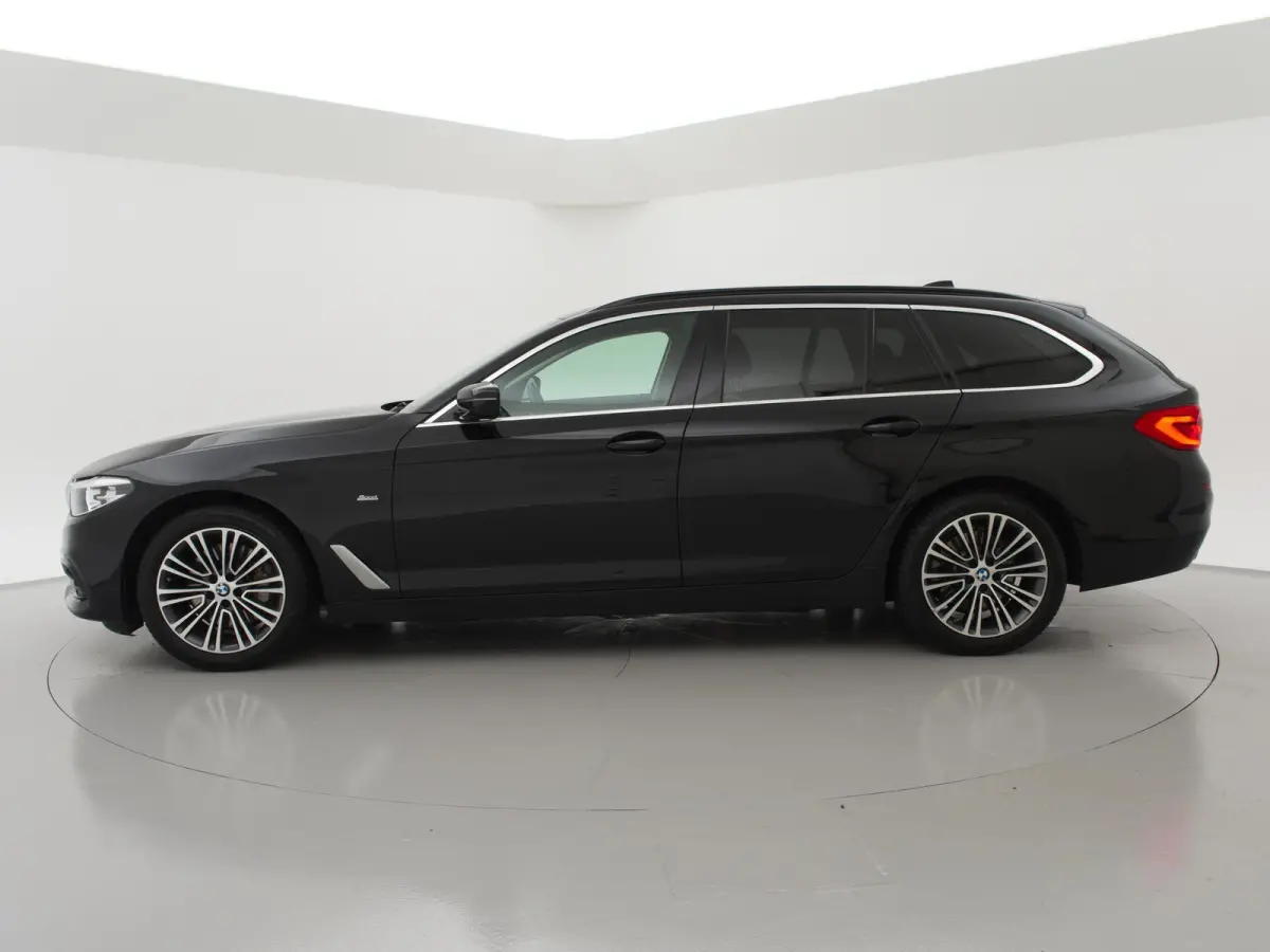 530i H.E. SPORT-LINE 252 PK AUT8. + LEDER EXCLUSIVE / ADAPTIVE CRUISE / CARPLAY