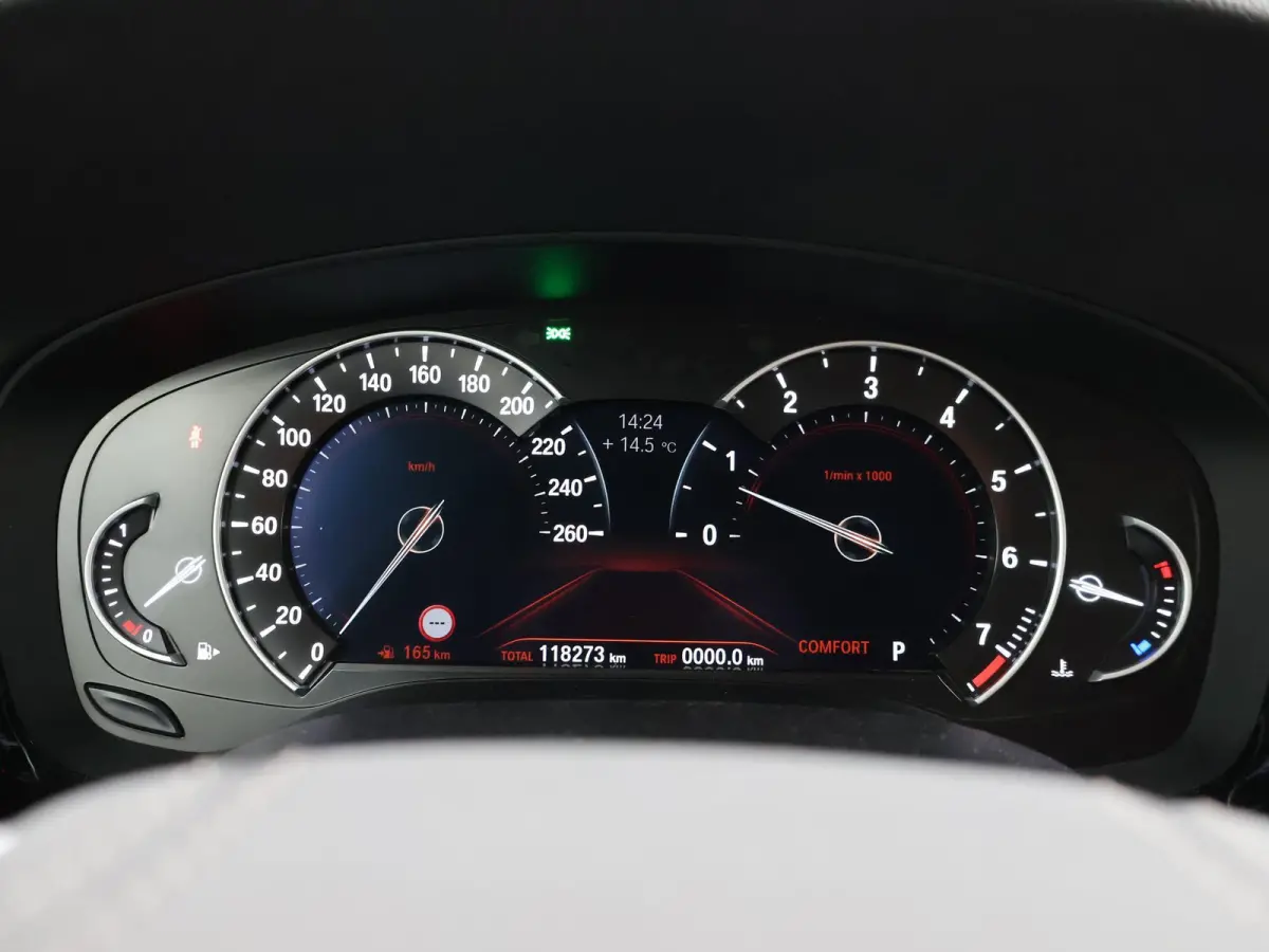 530i H.E. SPORT-LINE 252 PK AUT8. + LEDER EXCLUSIVE / ADAPTIVE CRUISE / CARPLAY