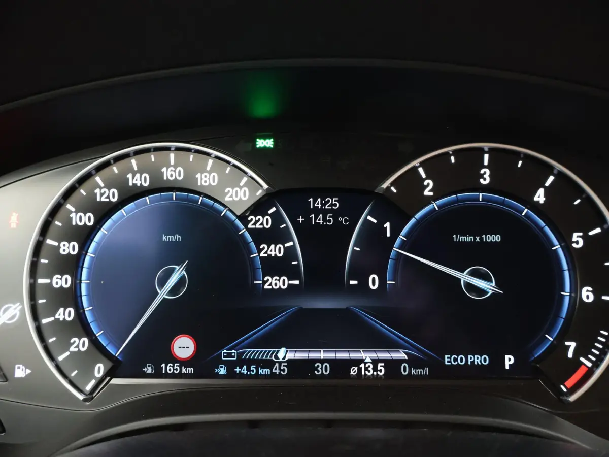 530i H.E. SPORT-LINE 252 PK AUT8. + LEDER EXCLUSIVE / ADAPTIVE CRUISE / CARPLAY