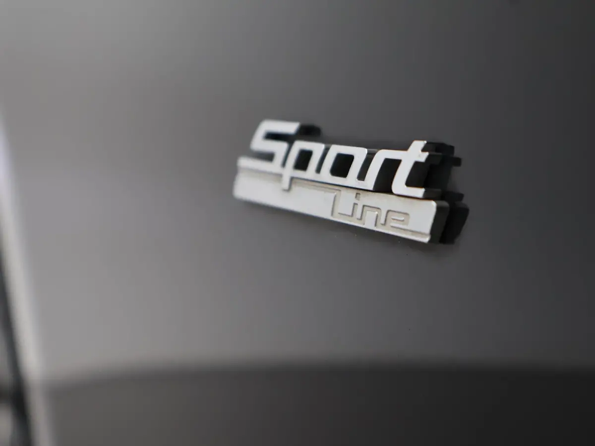 530i H.E. SPORT-LINE 252 PK AUT8. + LEDER EXCLUSIVE / ADAPTIVE CRUISE / CARPLAY