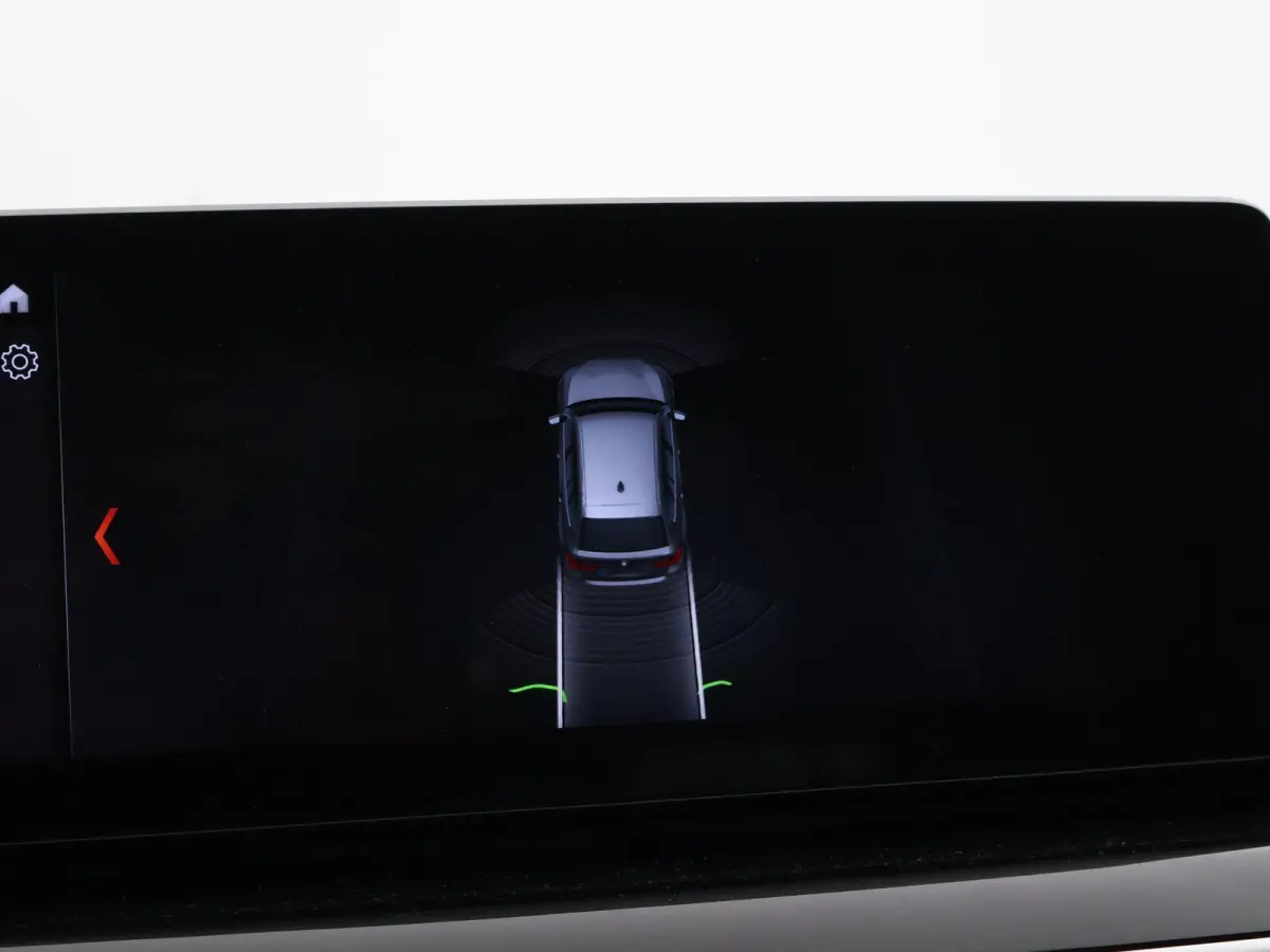 530i H.E. SPORT-LINE 252 PK AUT8. + LEDER EXCLUSIVE / ADAPTIVE CRUISE / CARPLAY