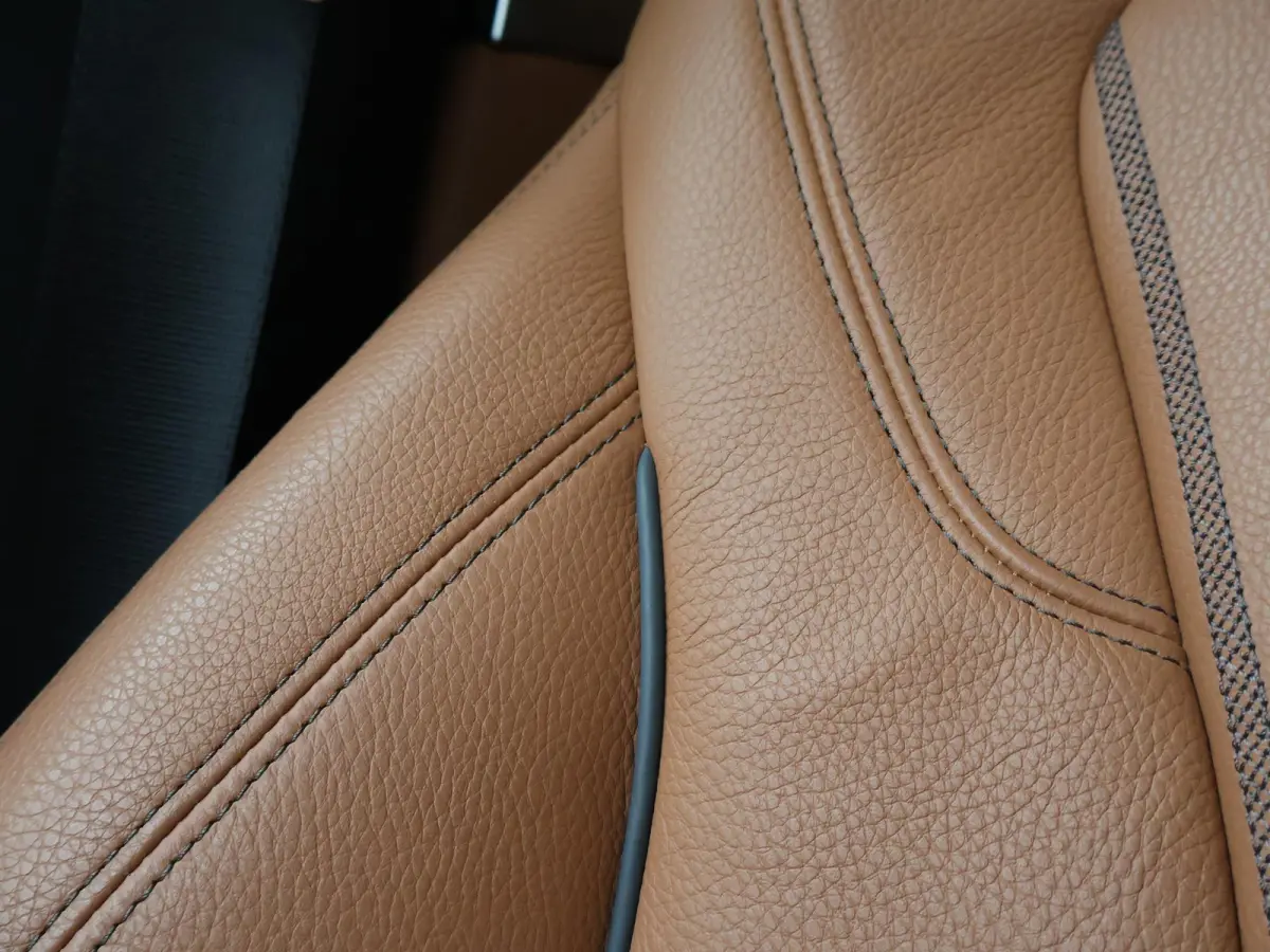 530i H.E. SPORT-LINE 252 PK AUT8. + LEDER EXCLUSIVE / ADAPTIVE CRUISE / CARPLAY