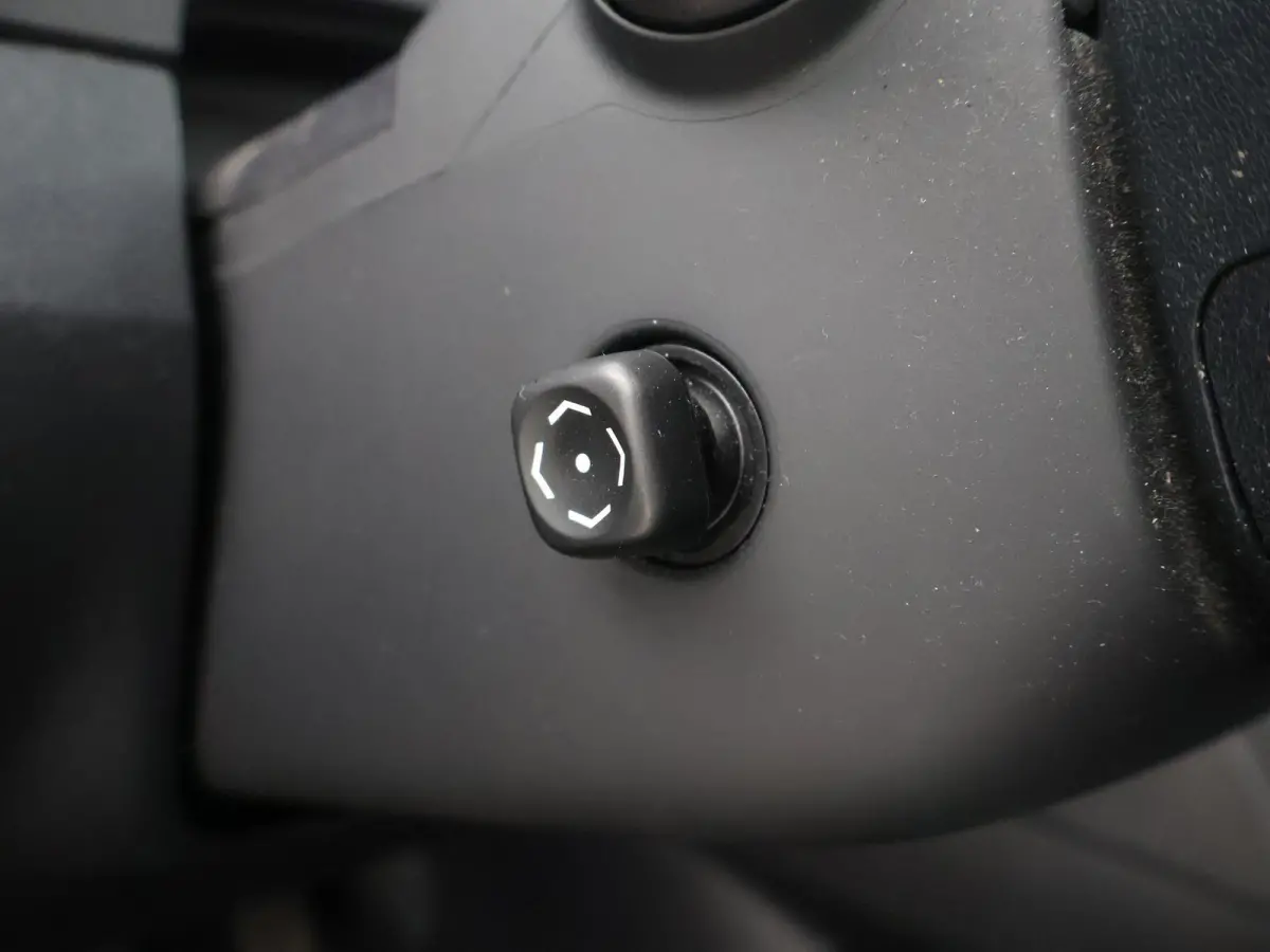 450h 4WD + PANORAMA / TREKHAAK / HEAD-UP / CAMERA / 19 INCH / MEMORY