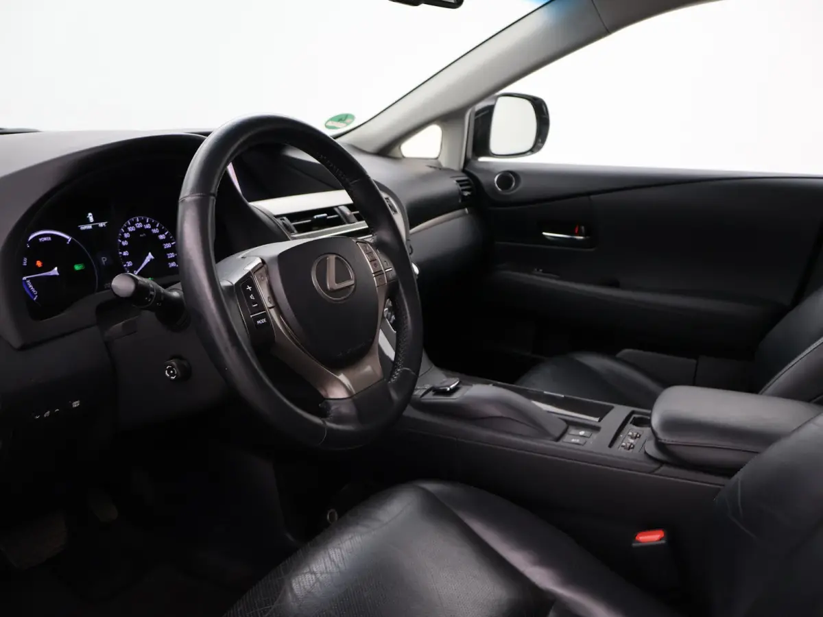 450h 4WD + PANORAMA / TREKHAAK / HEAD-UP / CAMERA / 19 INCH / MEMORY