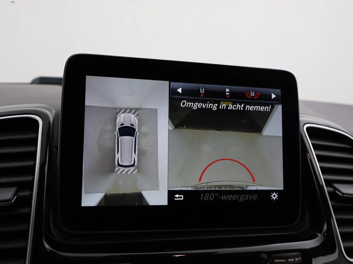 350d 258 PK 4MATIC GRIJS KENTEKEN EURO 6 + LUCHTVERING / LED / 360 CAMERA / APPLE CARPLAY