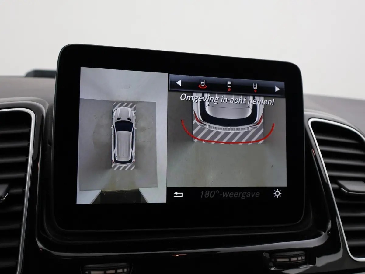 350d 258 PK 4MATIC GRIJS KENTEKEN EURO 6 + LUCHTVERING / LED / 360 CAMERA / APPLE CARPLAY