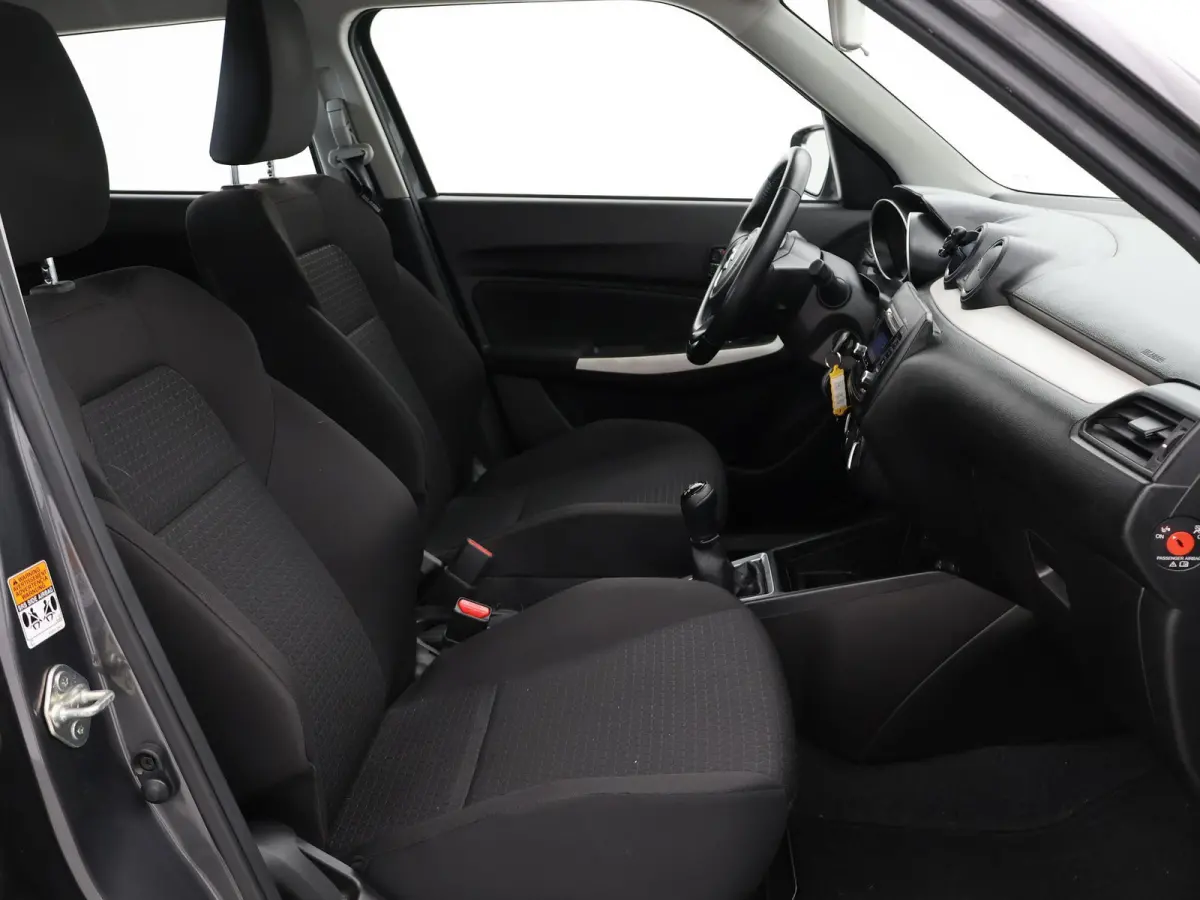 1.2 COMFORT SMART HYBRID + ADAPTIVE CRUISE / LED / AIRCO