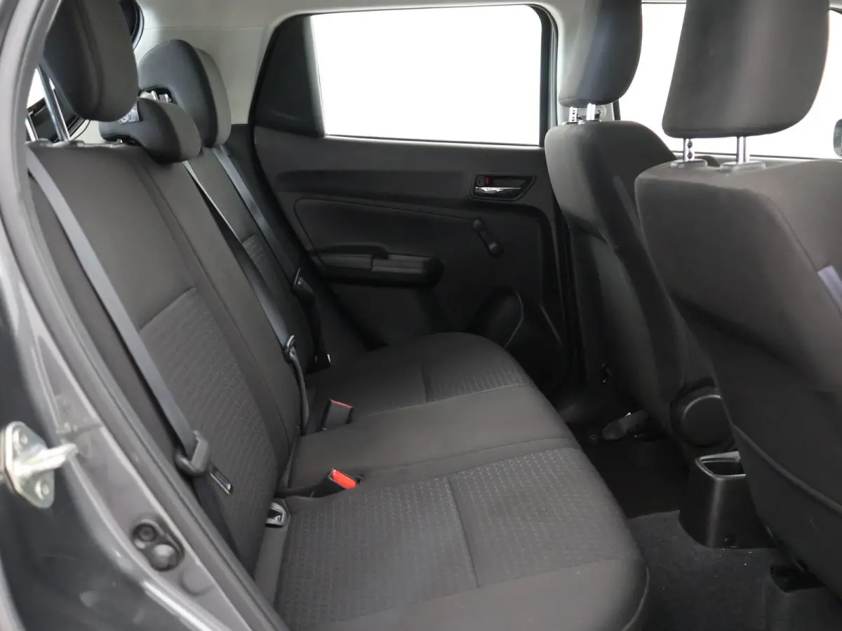 1.2 COMFORT SMART HYBRID + ADAPTIVE CRUISE / LED / AIRCO