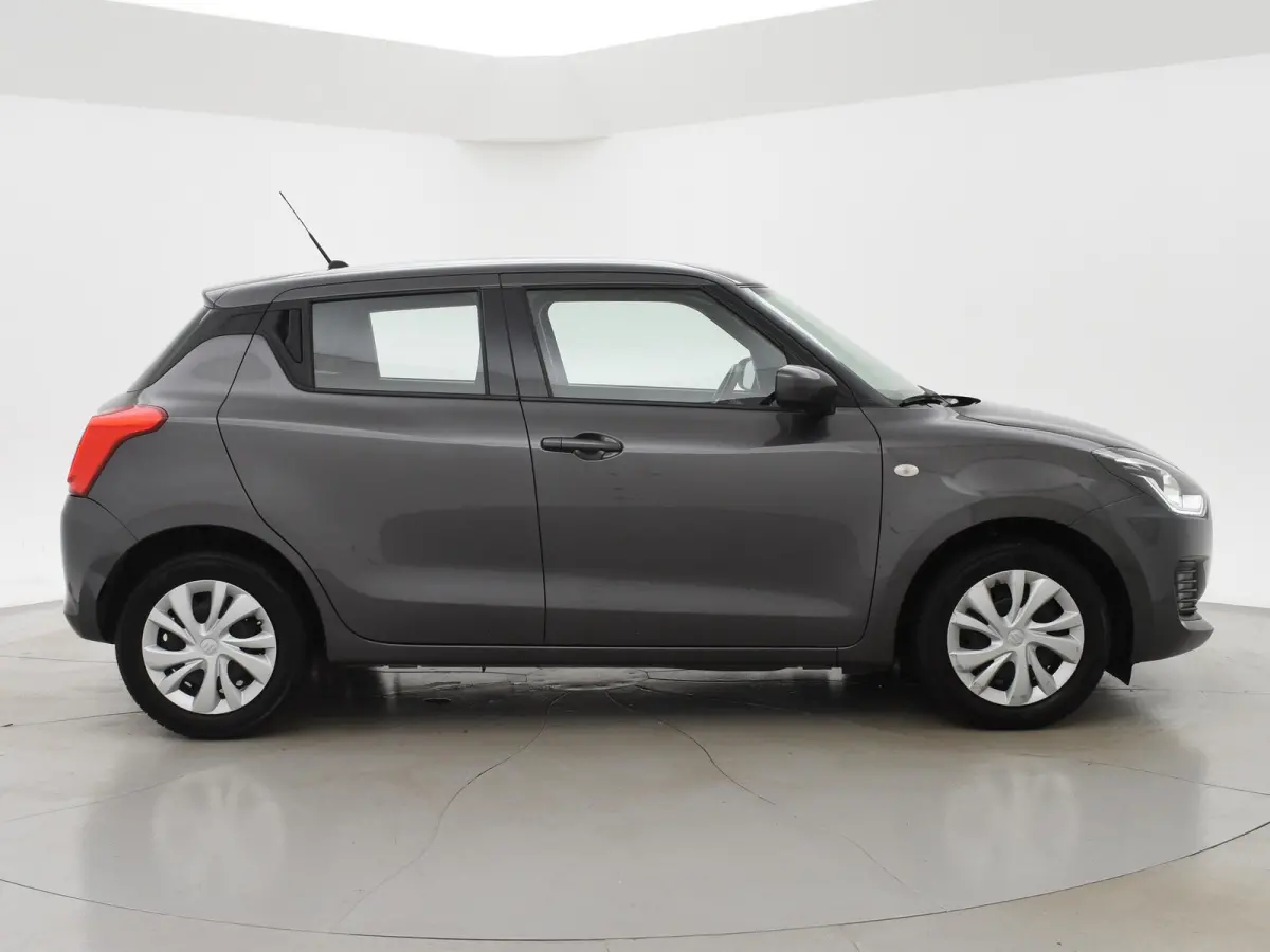 1.2 COMFORT SMART HYBRID + ADAPTIVE CRUISE / LED / AIRCO