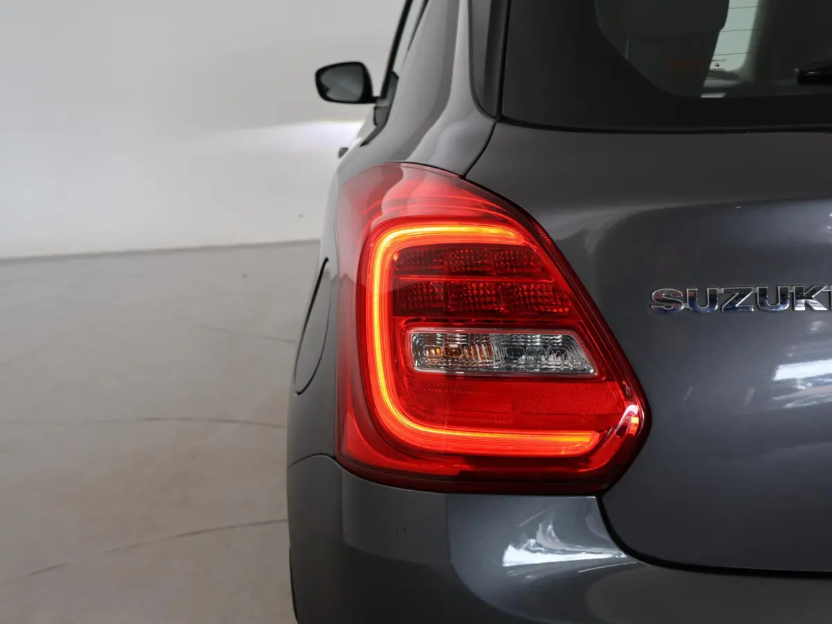 1.2 COMFORT SMART HYBRID + ADAPTIVE CRUISE / LED / AIRCO