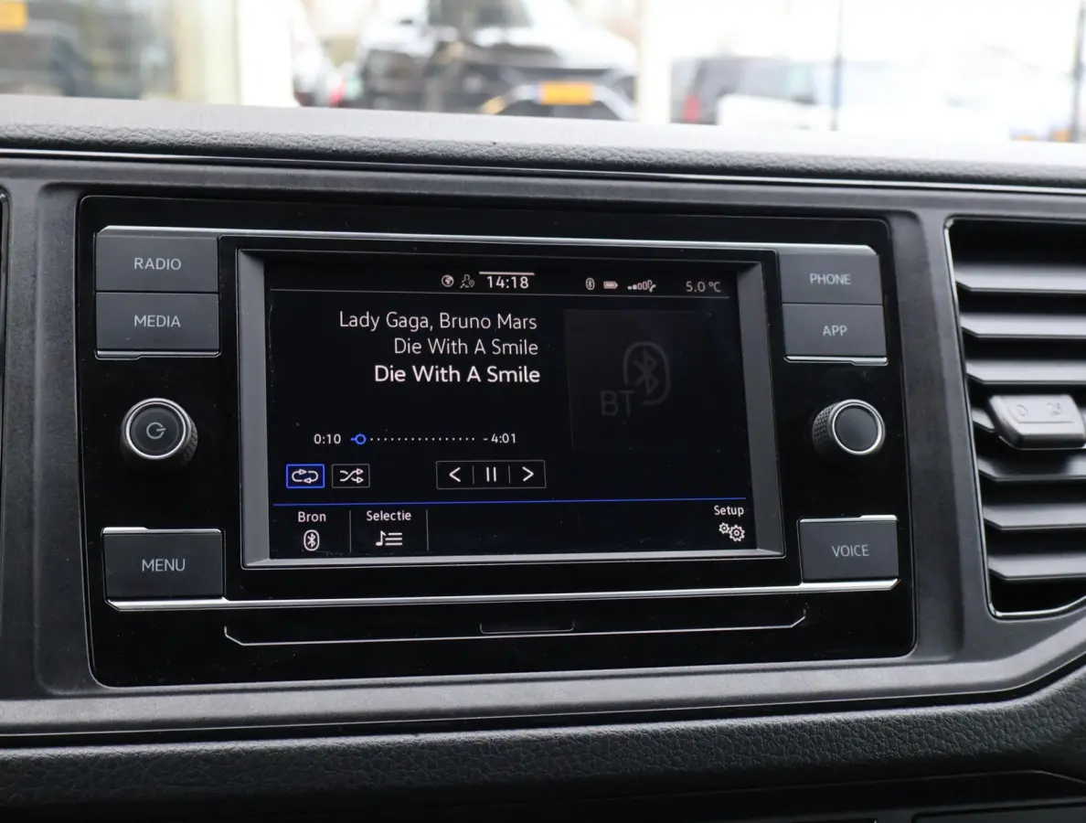 30 2.0 TDI L3H3 + APPLE CARPLAY / ANDROID AUTO / PDC / CRUISE / DEEP OCEAN