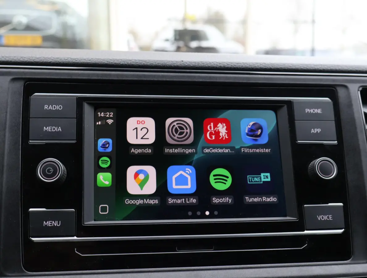 30 2.0 TDI L3H3 + APPLE CARPLAY / ANDROID AUTO / PDC / CRUISE / DEEP OCEAN