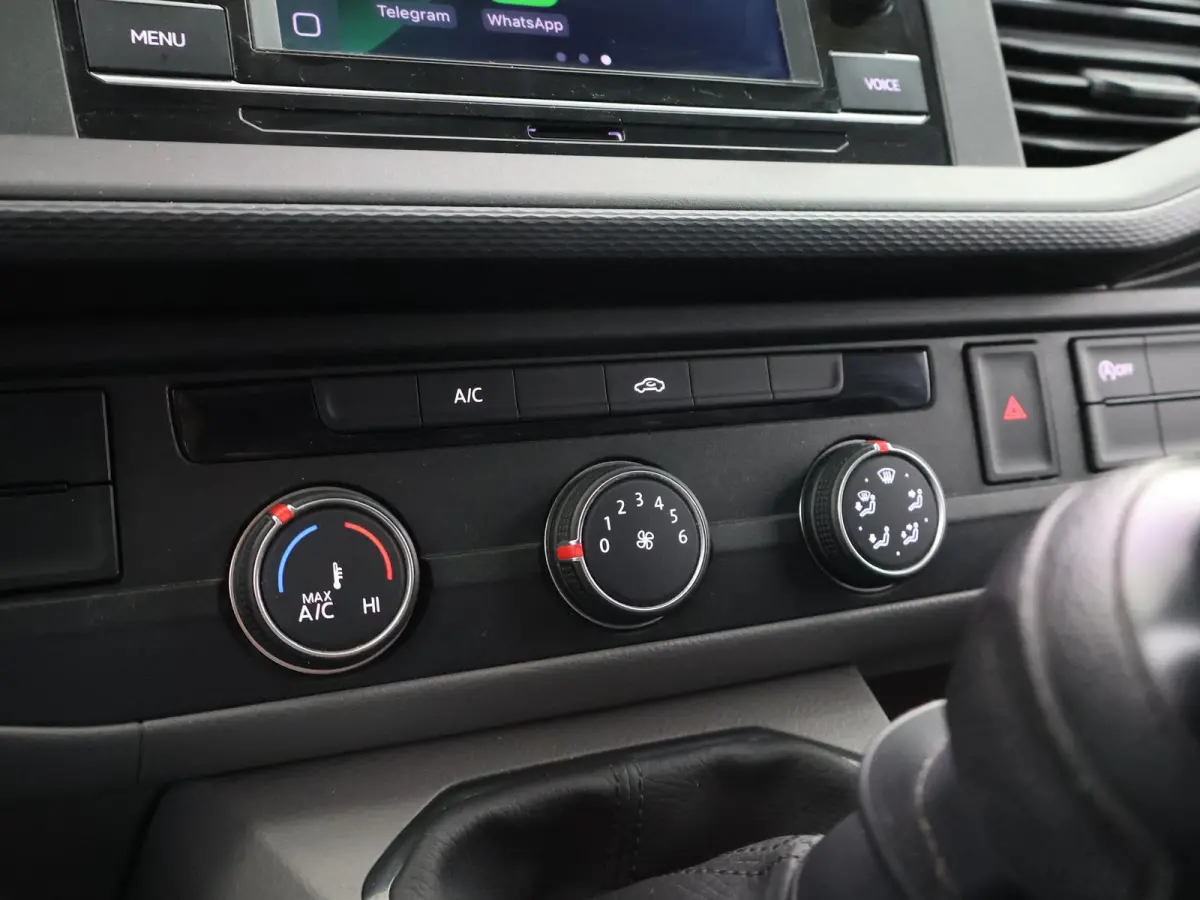2.0 TDI L2H1 + LED | 20 INCH LMV | TREEPLANKEN | APPLE CARPLAY | TREKHAAK