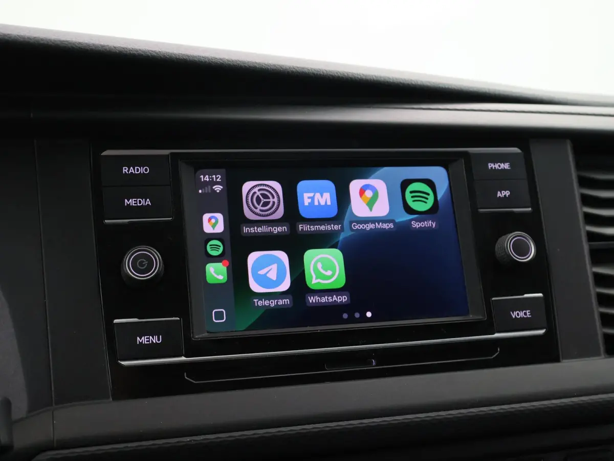 2.0 TDI L2H1 + LED | 20 INCH LMV | TREEPLANKEN | APPLE CARPLAY | TREKHAAK