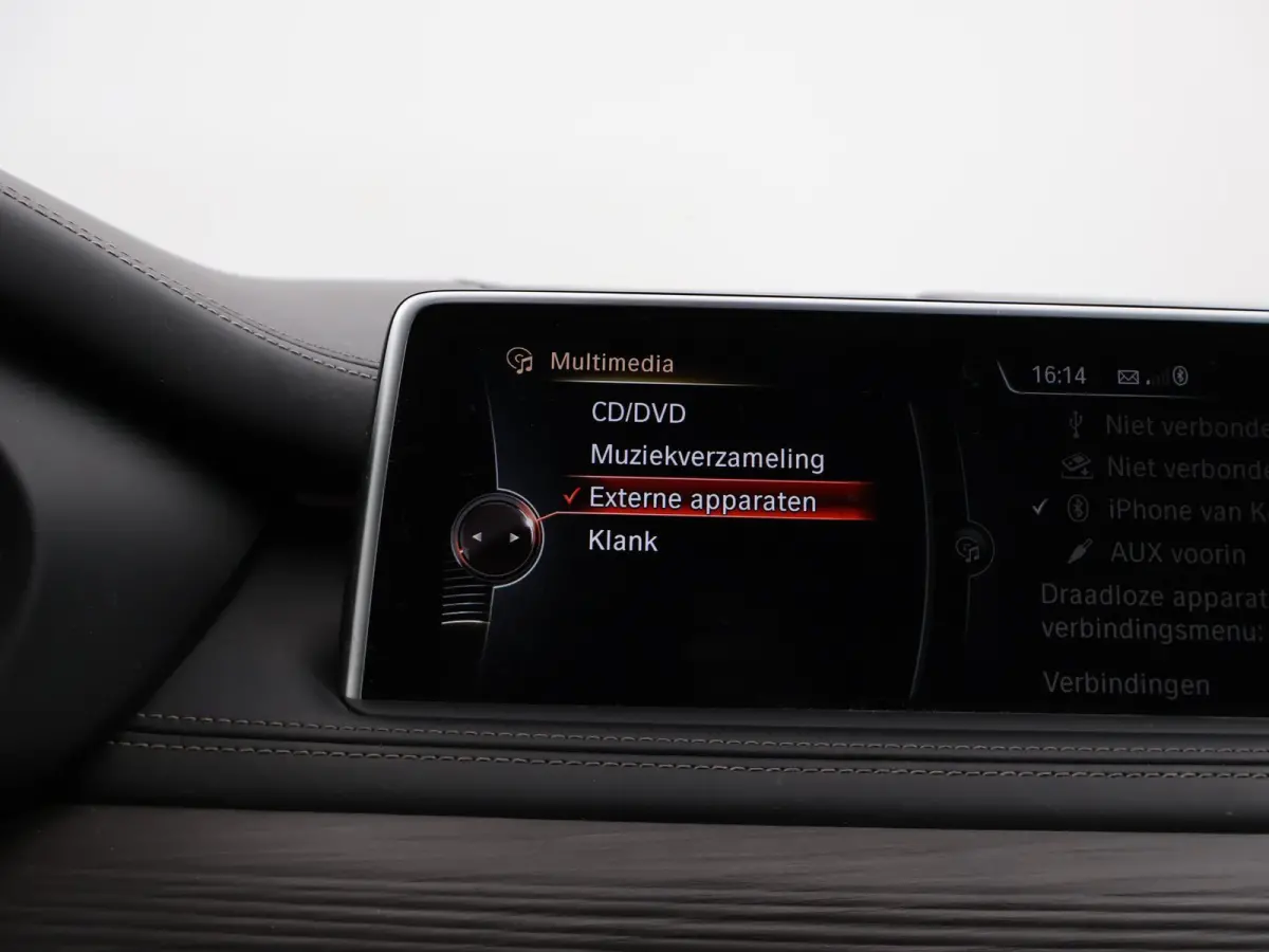 xDrive40e HYBRID + HEAD-UP DISPLAY / NAPPA LEDER / SURROUND VIEW CAMERA / 20 INCH LMV
