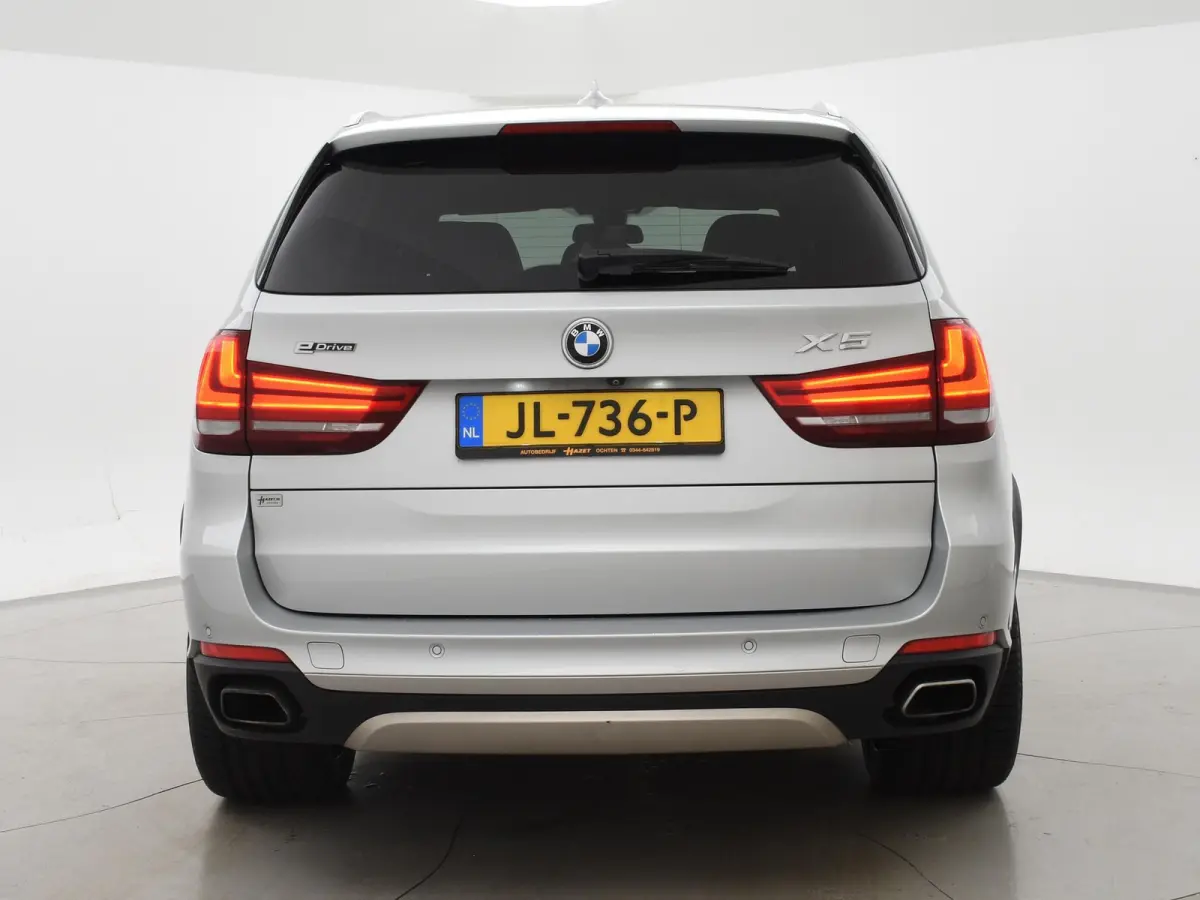 xDrive40e HYBRID + HEAD-UP DISPLAY / NAPPA LEDER / SURROUND VIEW CAMERA / 20 INCH LMV