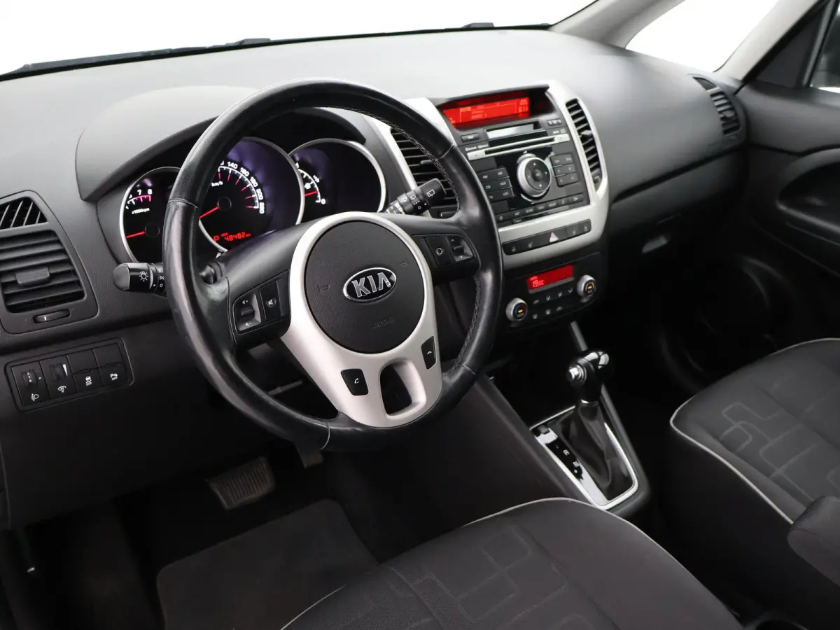 1.6 CVVT AUTOMAAT + STUUR/STOELVERWARMING | PARKEERSENSOREN | LMV | CLIMATE CONTROL