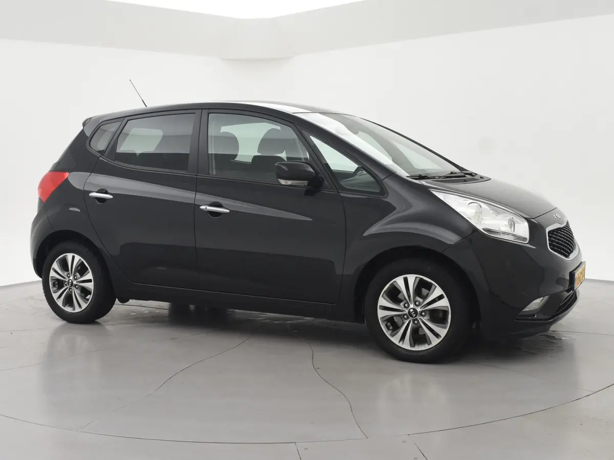 1.6 CVVT AUTOMAAT + STUUR/STOELVERWARMING | PARKEERSENSOREN | LMV | CLIMATE CONTROL