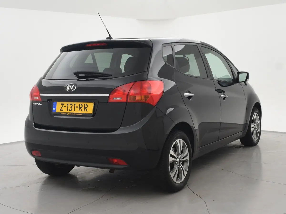 1.6 CVVT AUTOMAAT + STUUR/STOELVERWARMING | PARKEERSENSOREN | LMV | CLIMATE CONTROL