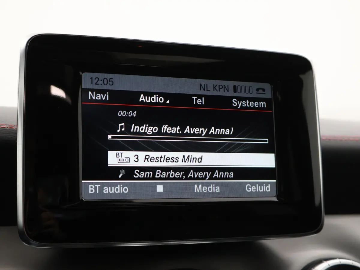 250 4MATIC 211 PK AMG SPORT + PANORAMA | LEDER | HARMAN/KARDON