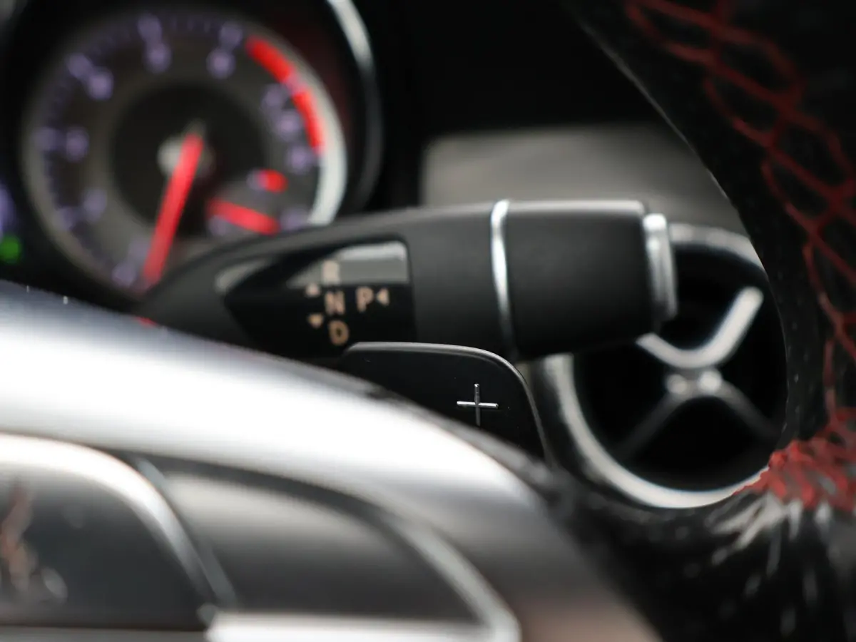 250 4MATIC 211 PK AMG SPORT + PANORAMA | LEDER | HARMAN/KARDON