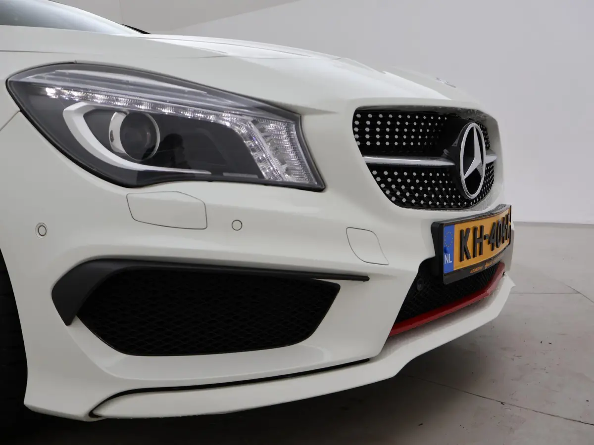 250 4MATIC 211 PK AMG SPORT + PANORAMA | LEDER | HARMAN/KARDON