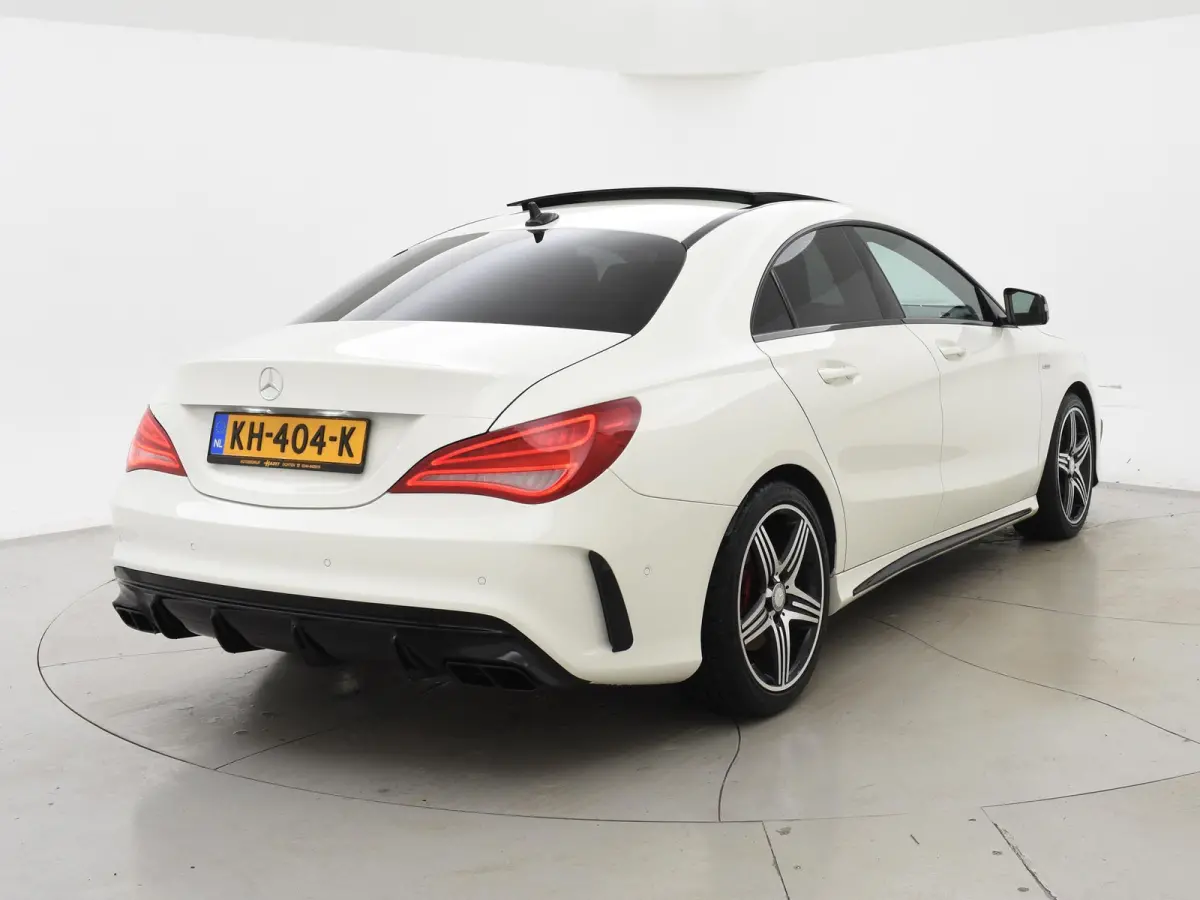 250 4MATIC 211 PK AMG SPORT + PANORAMA | LEDER | HARMAN/KARDON