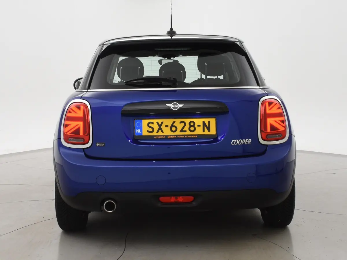 1.5 COOPER SALT 5-DEURS AUT. *STARLIGHT BLUE* + LED / AIRCO