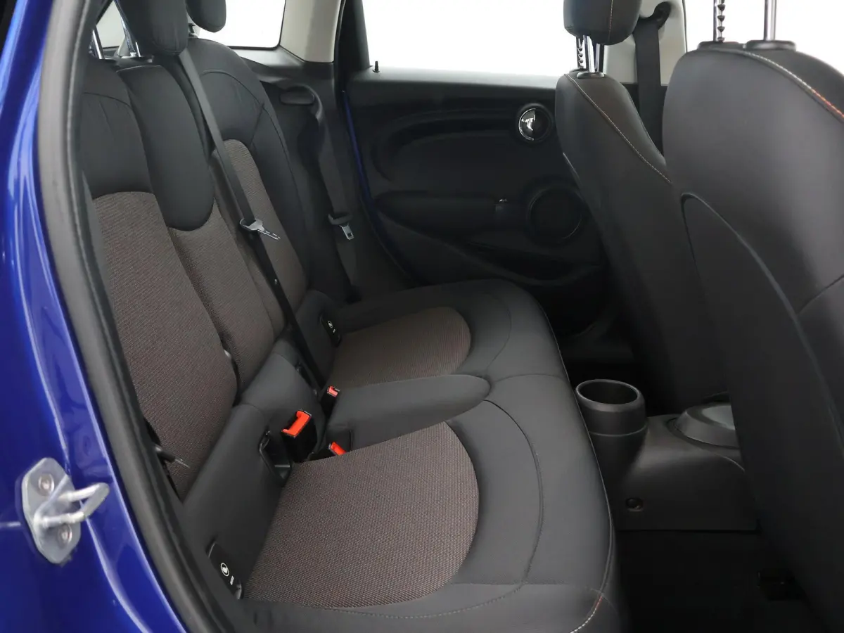 1.5 COOPER SALT 5-DEURS AUT. *STARLIGHT BLUE* + LED / AIRCO