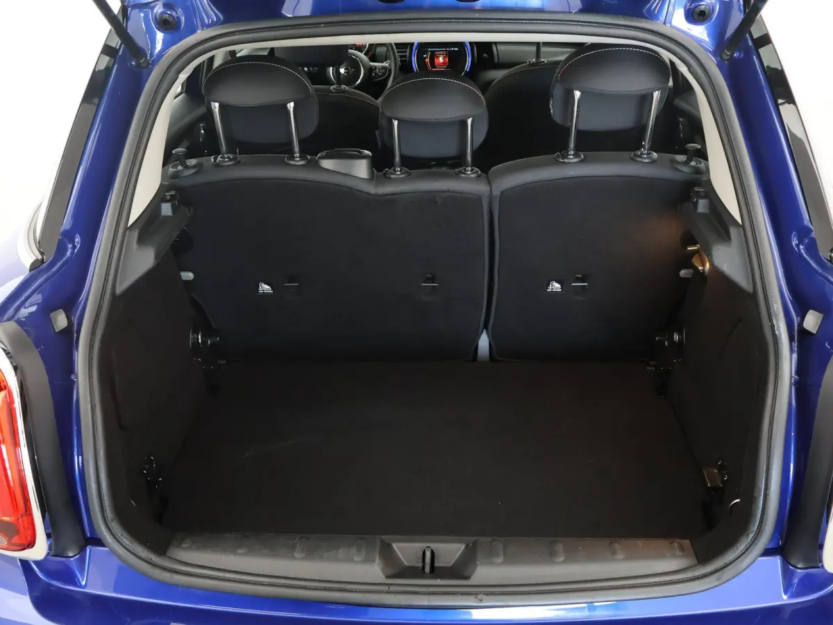 1.5 COOPER SALT 5-DEURS AUT. *STARLIGHT BLUE* + LED / AIRCO