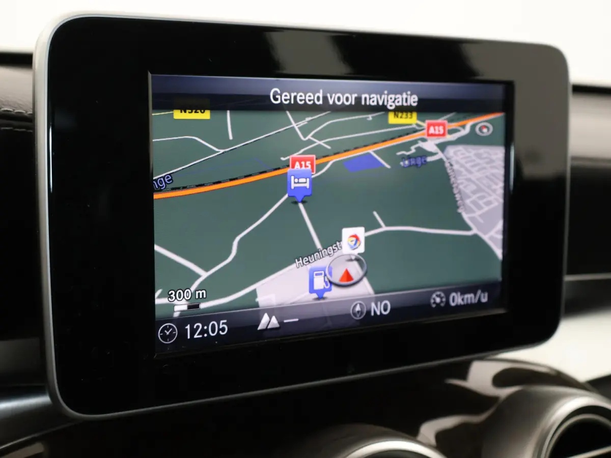 350e 4MATIC PLUG-IN HYBRID + TREKHAAK | PANORAMA | LUCHTVERING | LED | STOELVERWARMING