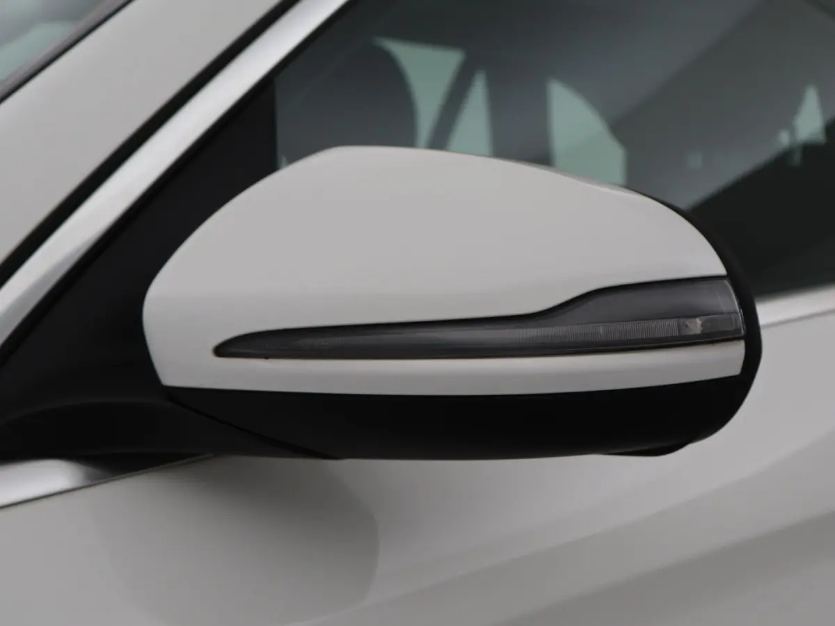 350e 4MATIC PLUG-IN HYBRID + TREKHAAK | PANORAMA | LUCHTVERING | LED | STOELVERWARMING