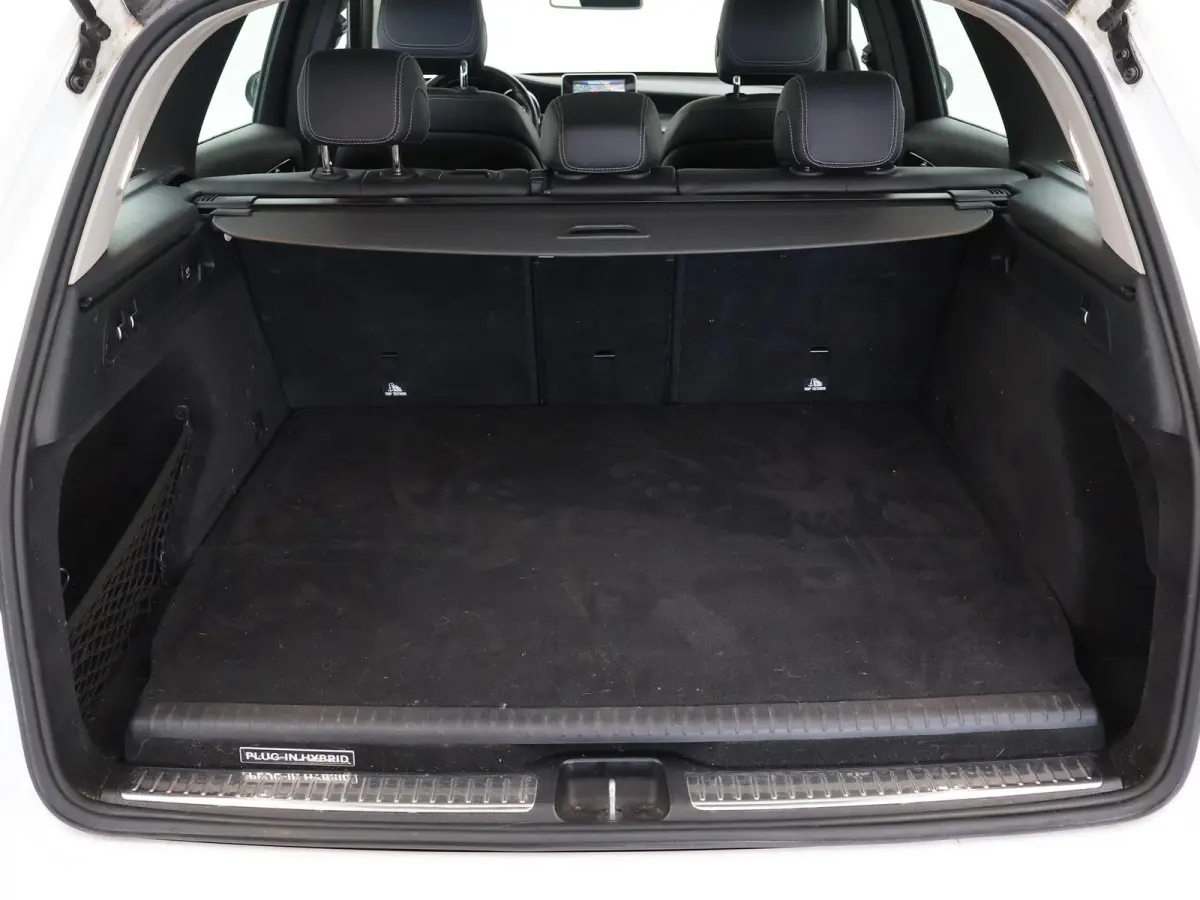 350e 4MATIC PLUG-IN HYBRID + TREKHAAK | PANORAMA | LUCHTVERING | LED | STOELVERWARMING