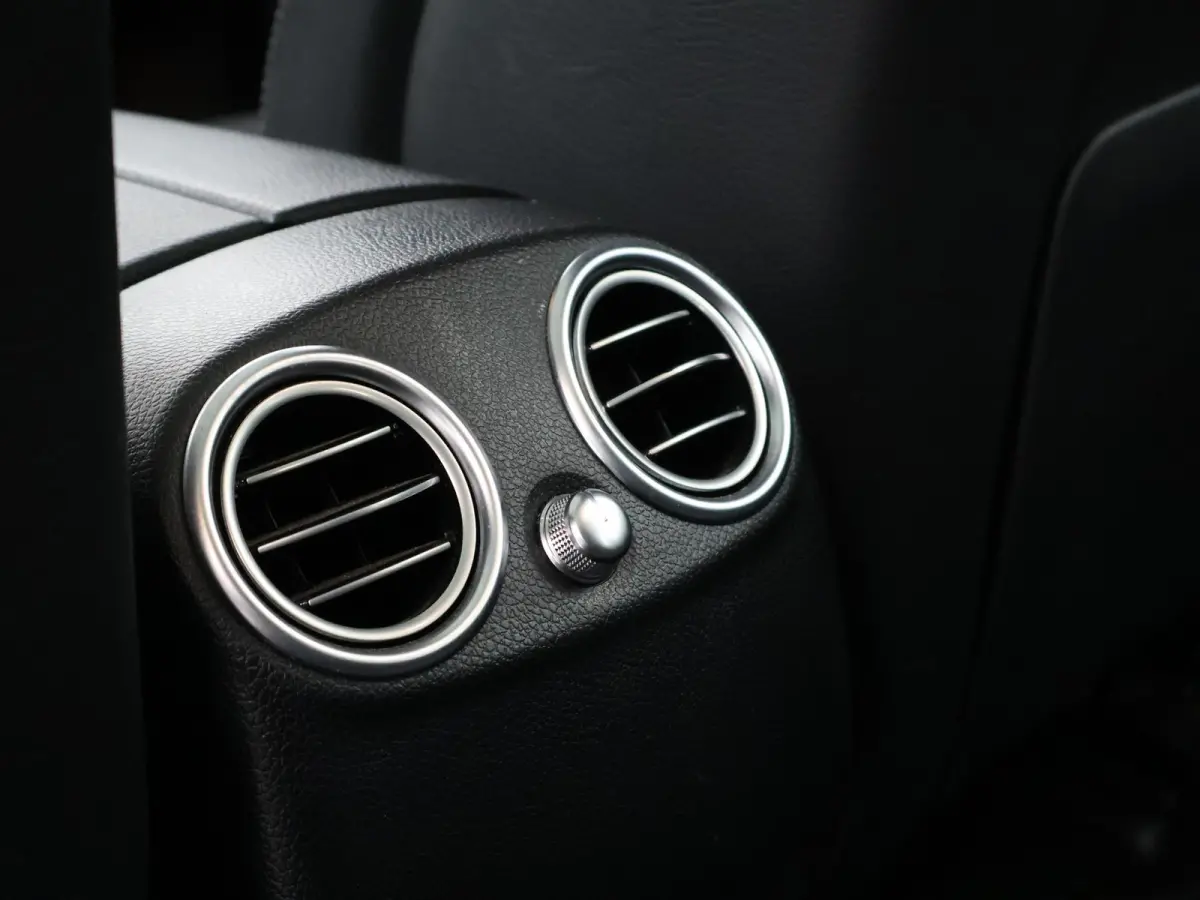 350e 4MATIC PLUG-IN HYBRID + TREKHAAK | PANORAMA | LUCHTVERING | LED | STOELVERWARMING