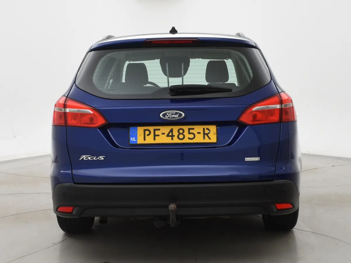 1.0 ECOBOOST 125 PK + APPLE CARPLAY / TREKHAAK / VOORRUITVERWARMING