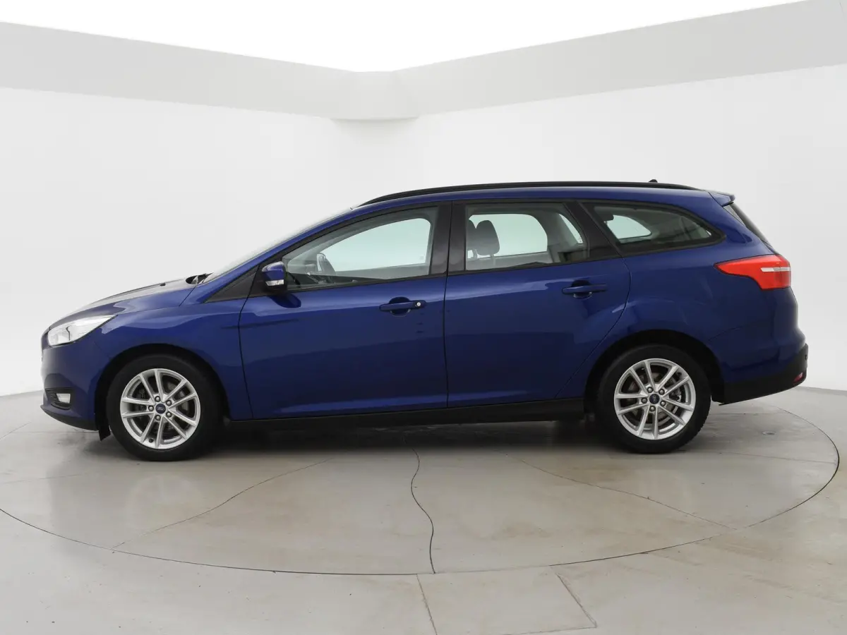 1.0 ECOBOOST 125 PK + APPLE CARPLAY / TREKHAAK / VOORRUITVERWARMING