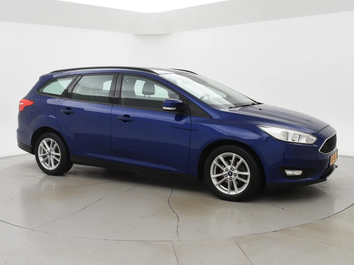 1.0 ECOBOOST 125 PK + APPLE CARPLAY / TREKHAAK / VOORRUITVERWARMING