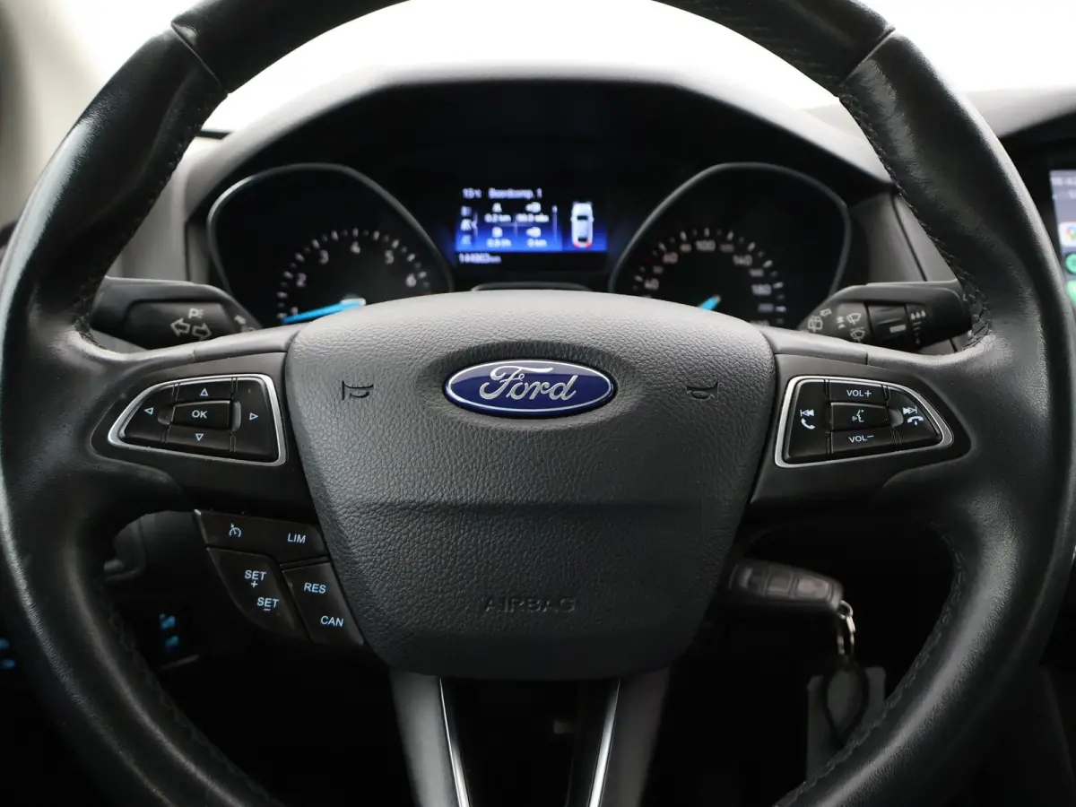1.0 ECOBOOST 125 PK + APPLE CARPLAY / TREKHAAK / VOORRUITVERWARMING