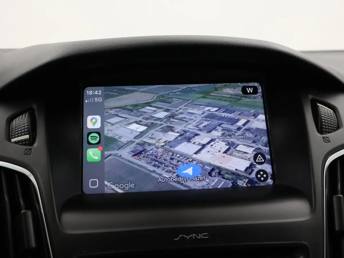 1.0 ECOBOOST 125 PK + APPLE CARPLAY / TREKHAAK / VOORRUITVERWARMING