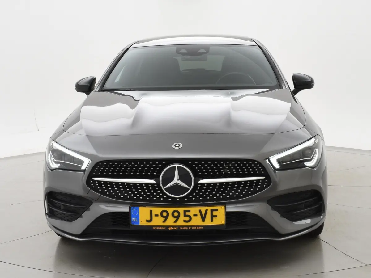 250e PLUG-IN AMG SPORT + PANORAMA / ELEKTR. TREKHAAK / MEMORY