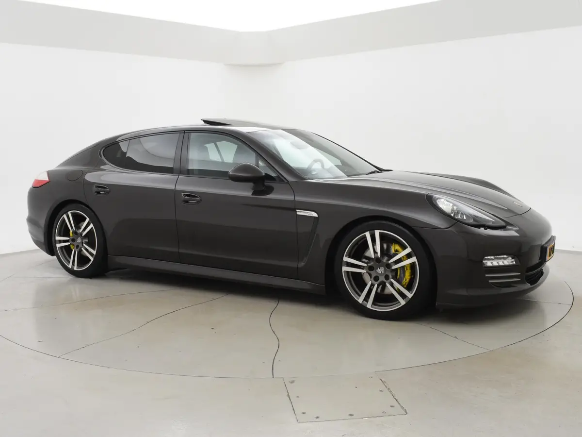 4 3.6 V6 300 PK *55.056 KM! | ORIG. NL!* | 19 INCH TURBO VELGEN | SCHUIFDAK | SPORT CHRONO